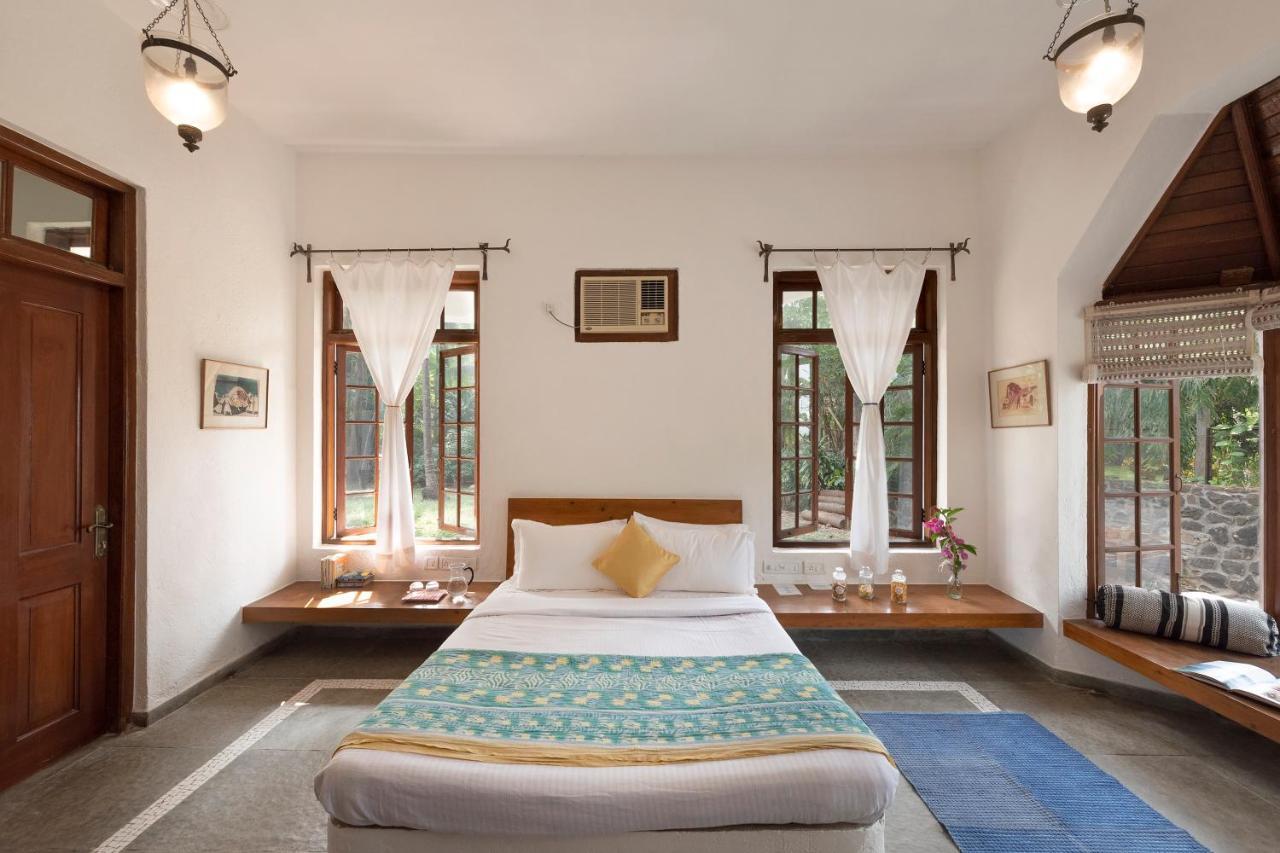Saffronstays Thalassea, Alibaug - Picturesque Sea-Facing Villa With Colonial Decor Алибаг Экстерьер фото