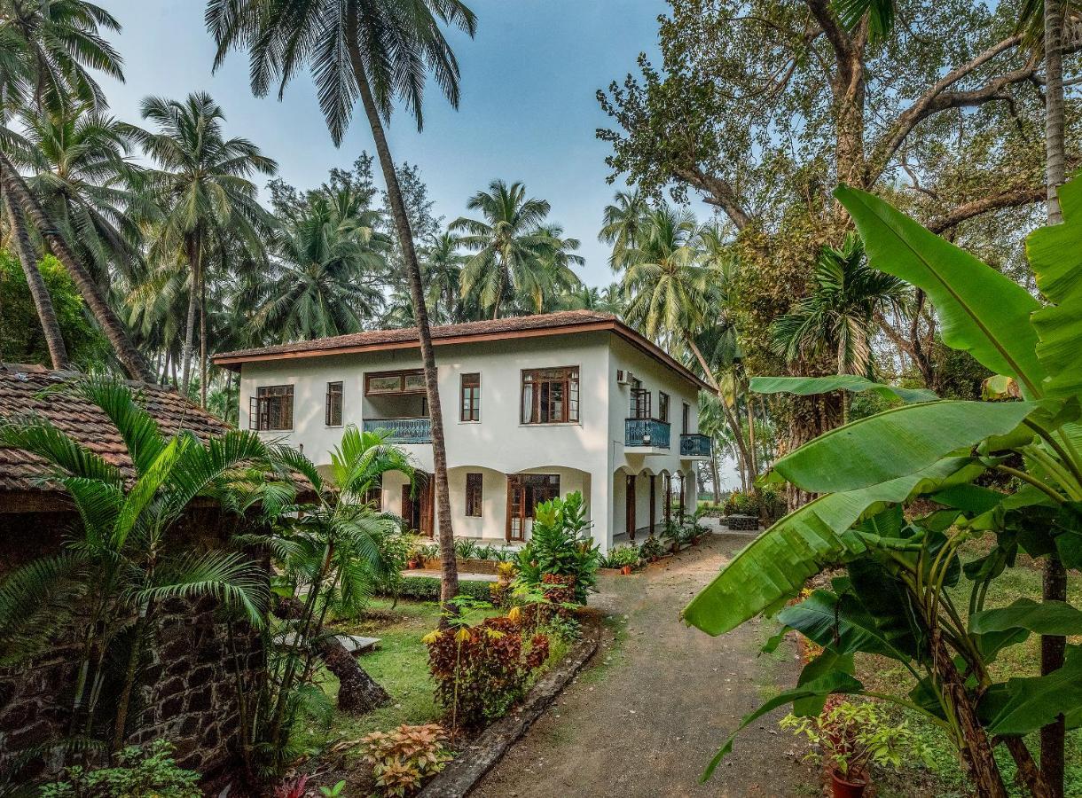 Saffronstays Thalassea, Alibaug - Picturesque Sea-Facing Villa With Colonial Decor Алибаг Экстерьер фото