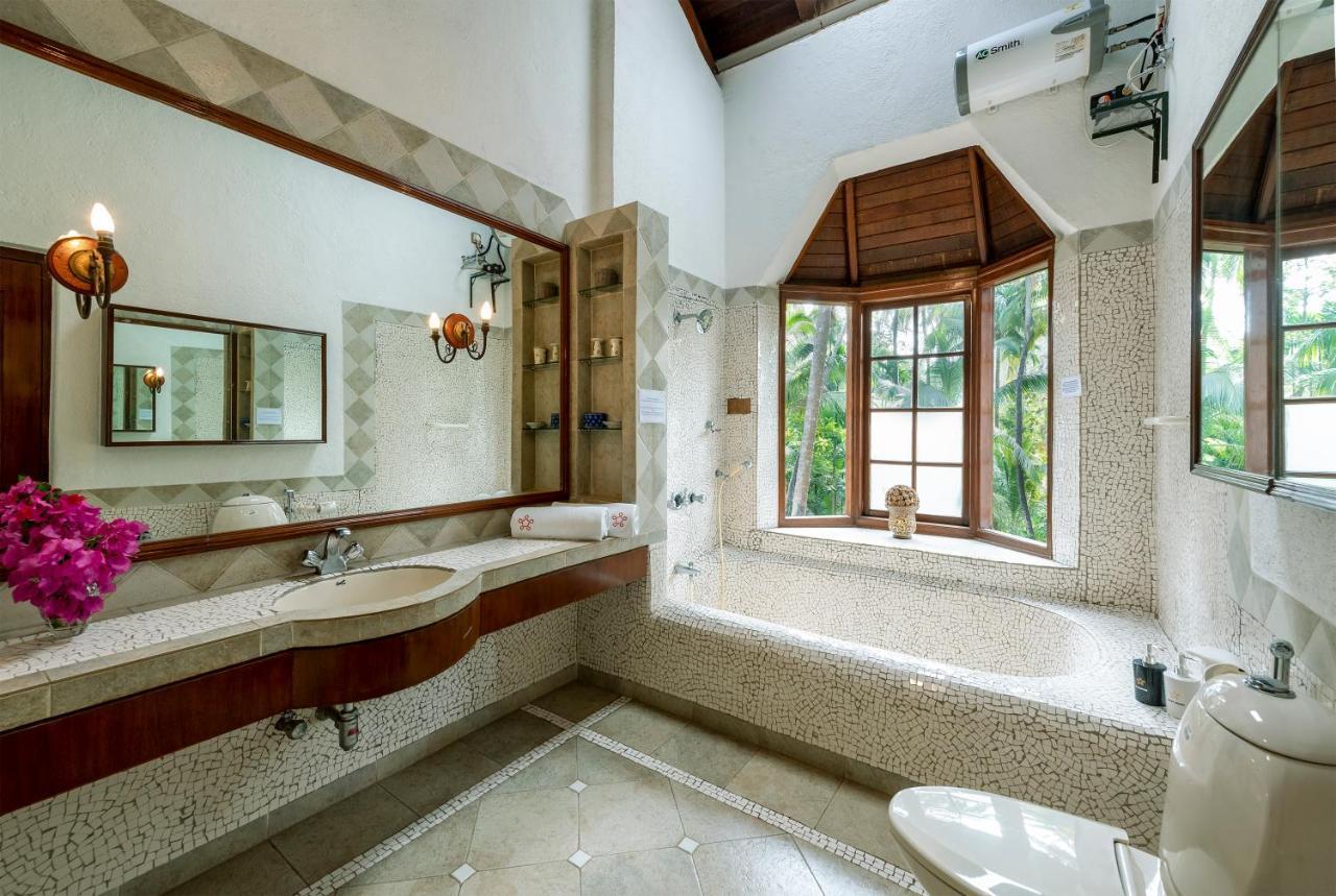 Saffronstays Thalassea, Alibaug - Picturesque Sea-Facing Villa With Colonial Decor Алибаг Экстерьер фото
